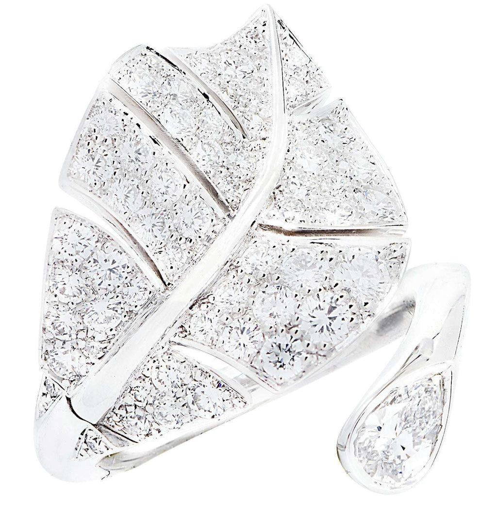 Van Cleef & Arpels Diamond Virevolte Between the Finger Leaf Ring -V46470 Vivid Diamonds