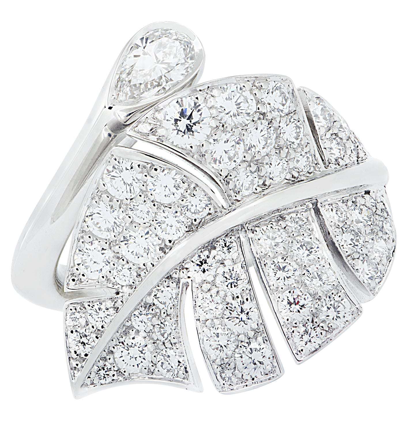 Van Cleef & Arpels Diamond Virevolte Between the Finger Leaf Ring -V46470 Vivid Diamonds