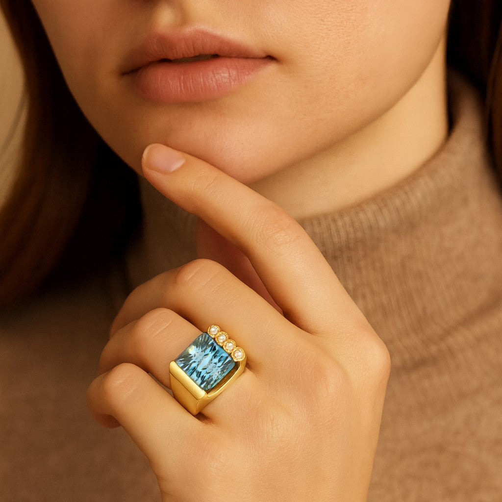 22ct Rectangular Modified Brilliant Cut Aquamarine Ring -V51225