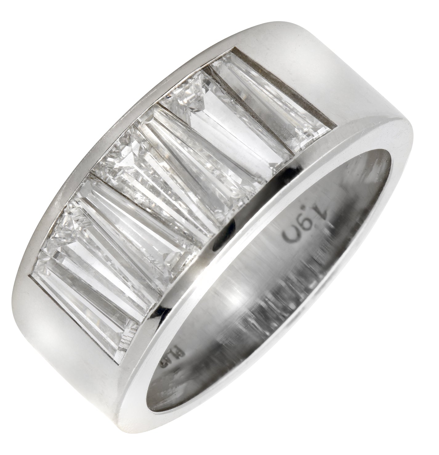 Elegant Art Deco design 1.90 Carat Baguette Cut Diamond Platinum Wedding Band by Vivid Diamonds, featuring seven tapered baguette-cut diamonds in a luxurious platinum setting.